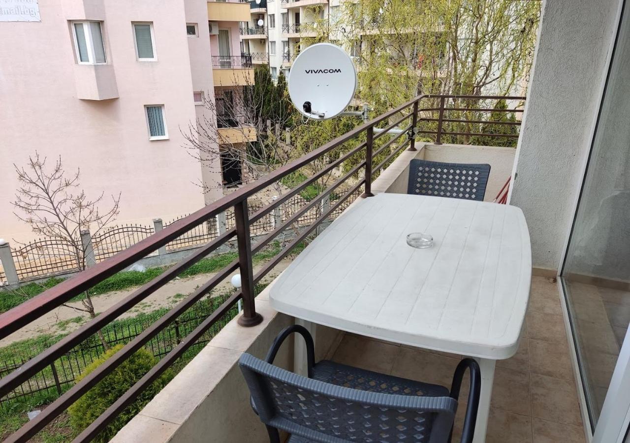 Charis Cozy Family Apart At Sun Village Complex Close To The Beach Sunny Beach Esterno foto