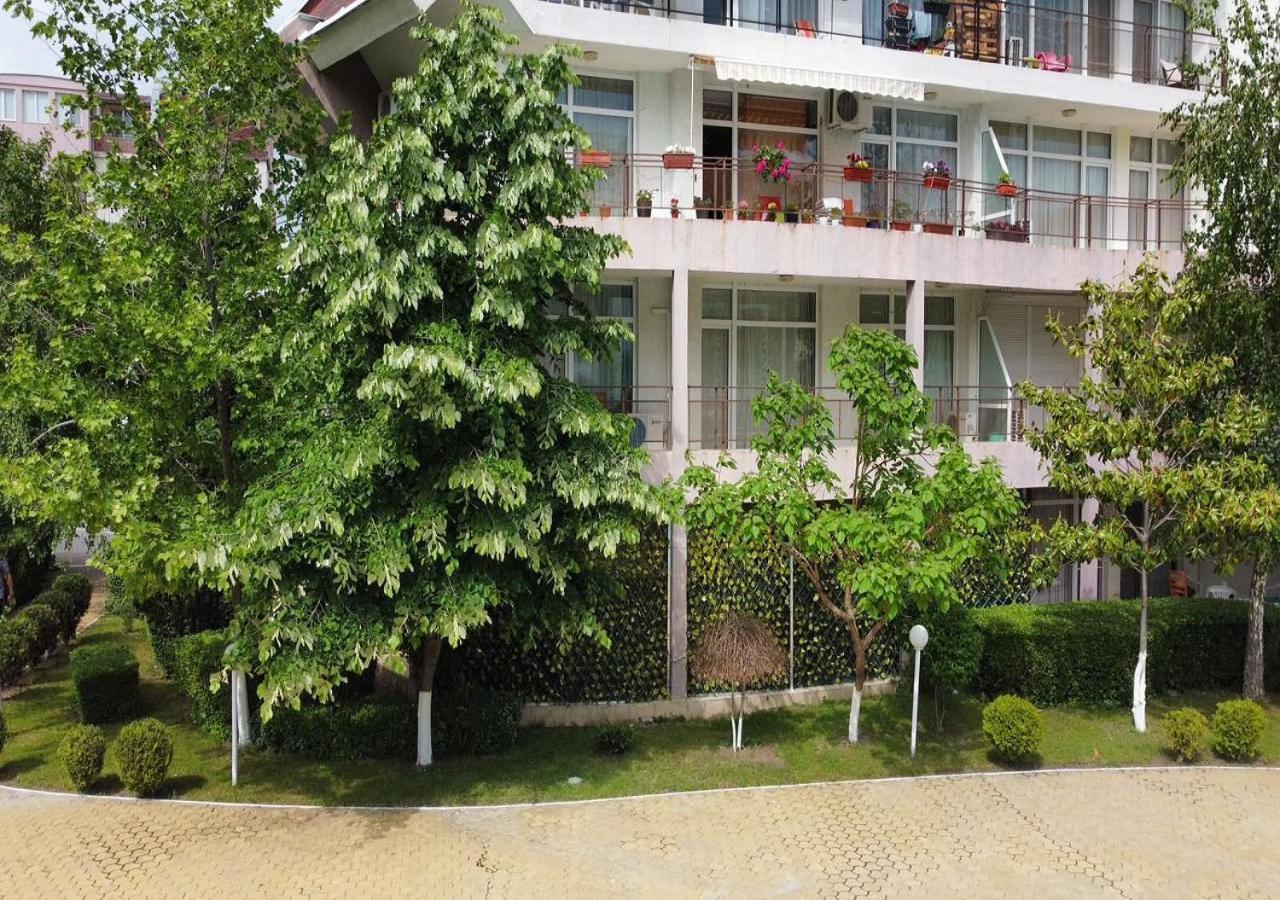 Charis Cozy Family Apart At Sun Village Complex Close To The Beach Sunny Beach Esterno foto